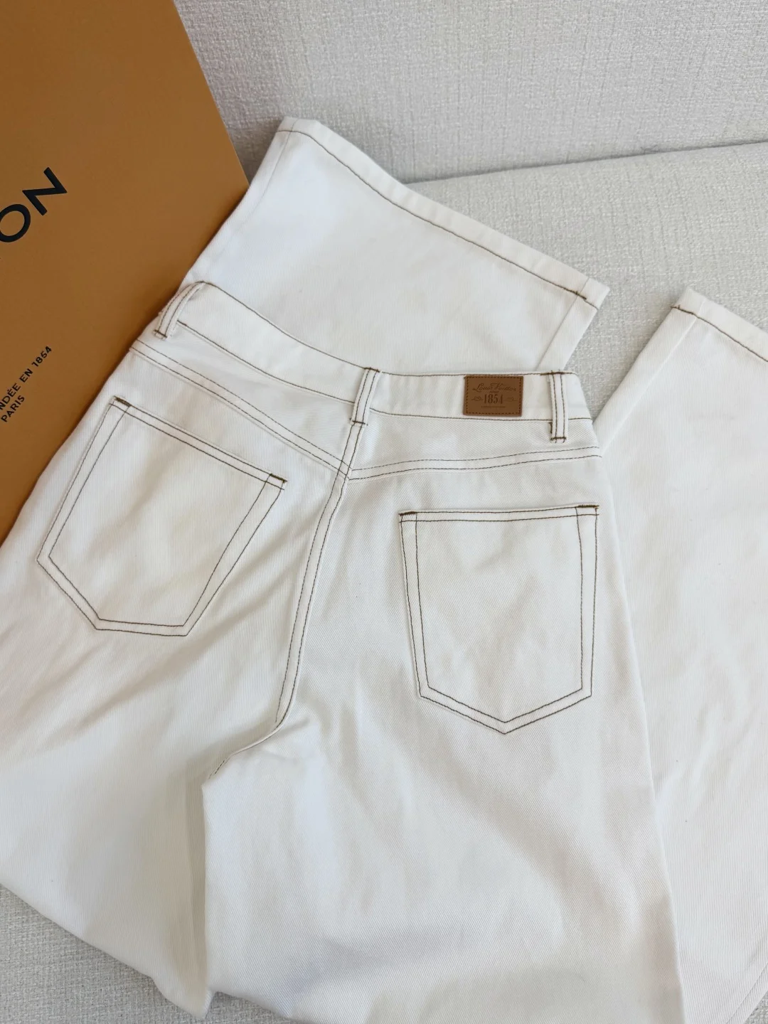 LV Trousers Denim S-L B55202608042711 - Image 7