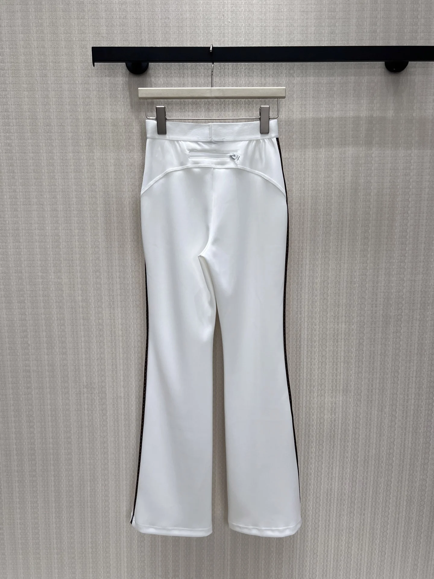 LV Trousers Polyester S-M-L B75202608041583 - Image 2