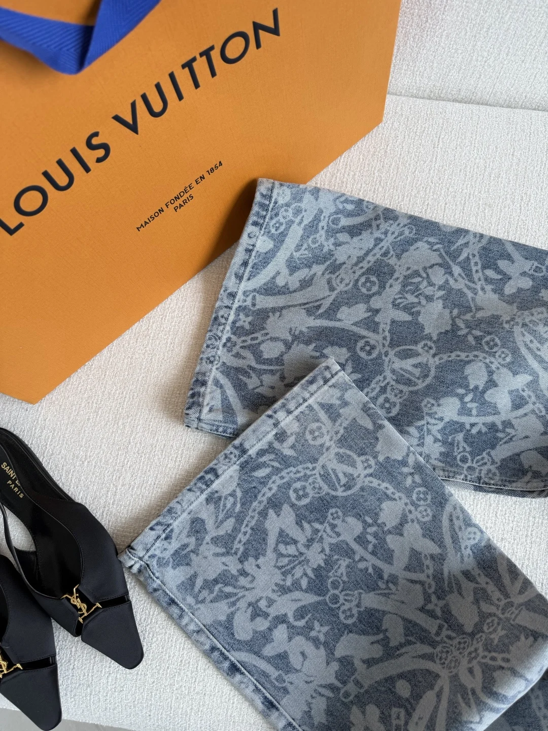 LV Trousers S-L C15202608040587 - Image 4