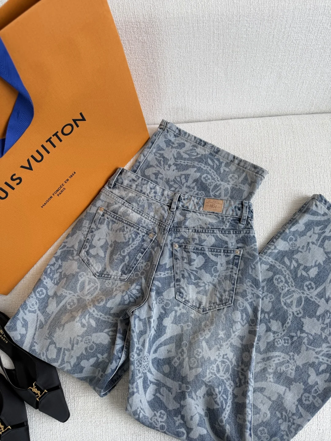 LV Trousers S-L C15202608040587 - Image 7