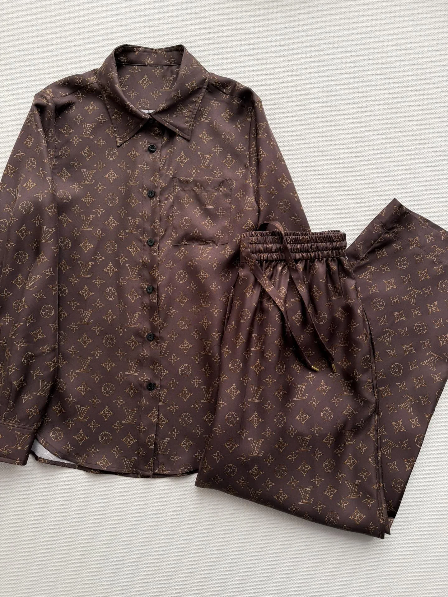 LV Trousers S-L D15202608042504