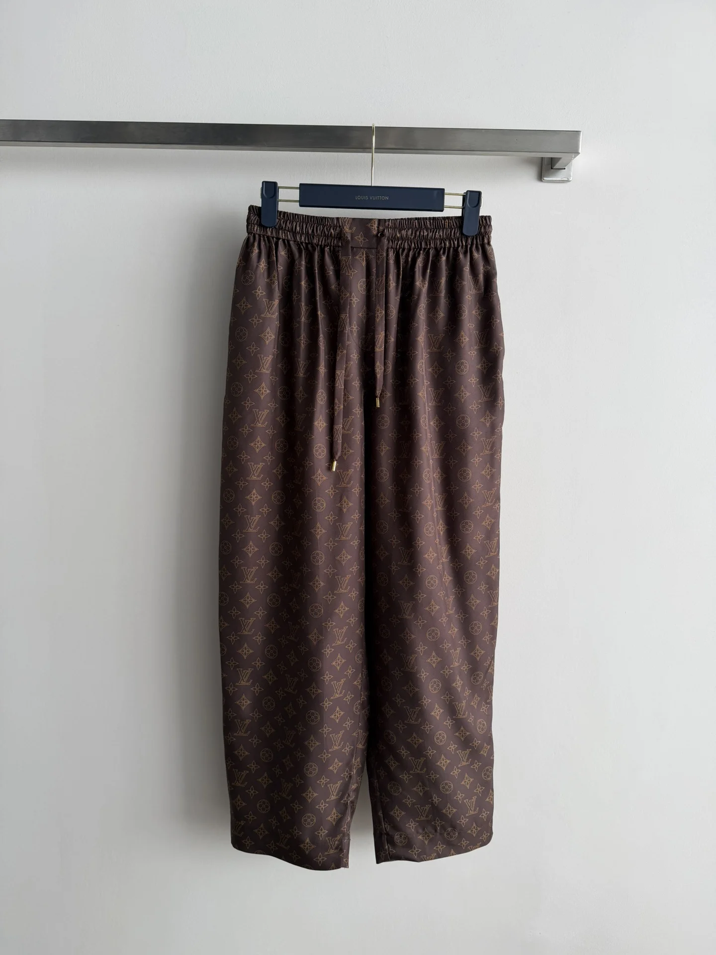 LV Trousers S-L D15202608042504 - Image 2