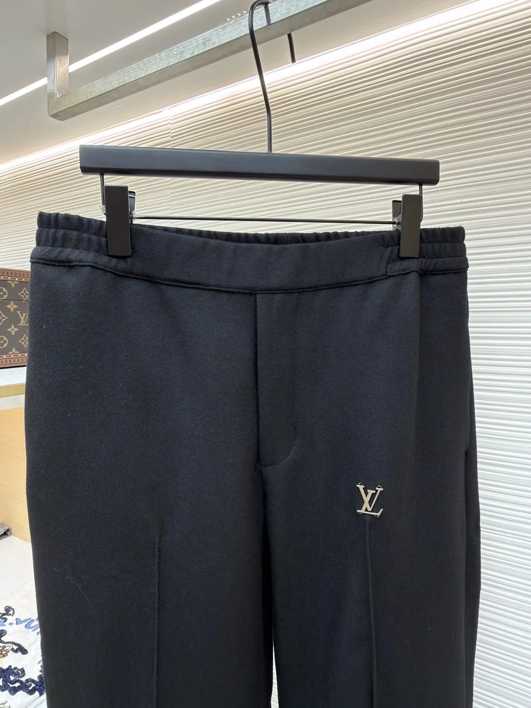 LV Trousers Wool Blend 48-54 B20202608060252 - Image 3