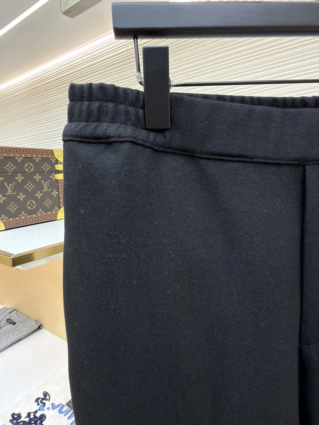 LV Trousers Wool Blend 48-54 B20202608060252 - Image 4