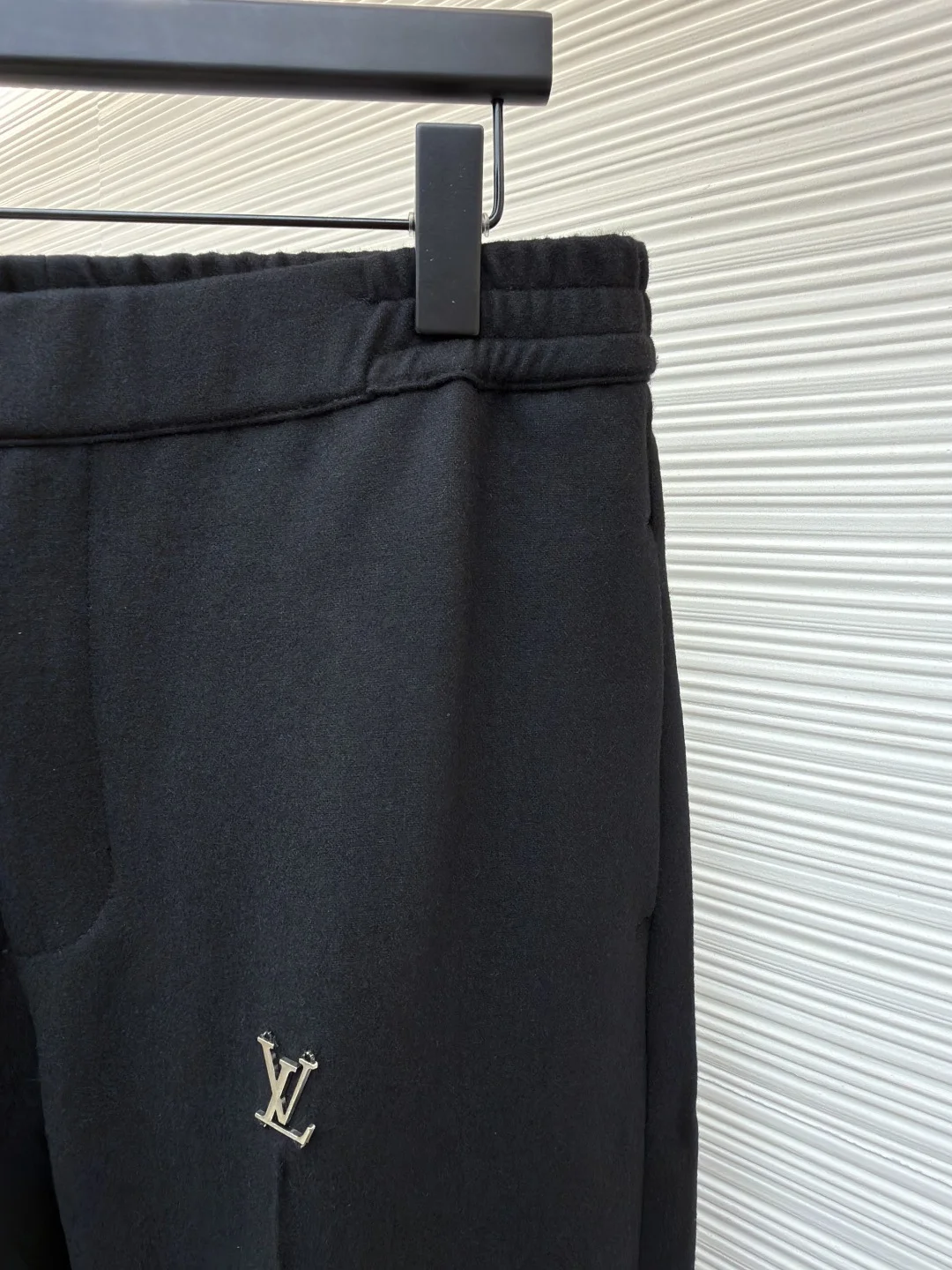 LV Trousers Wool Blend 48-54 B20202608060252 - Image 5