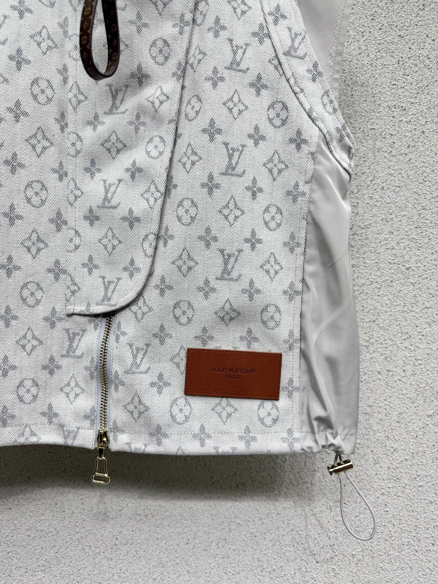 LV Vests Denim Blend S-XL B85202608040286 - Image 4