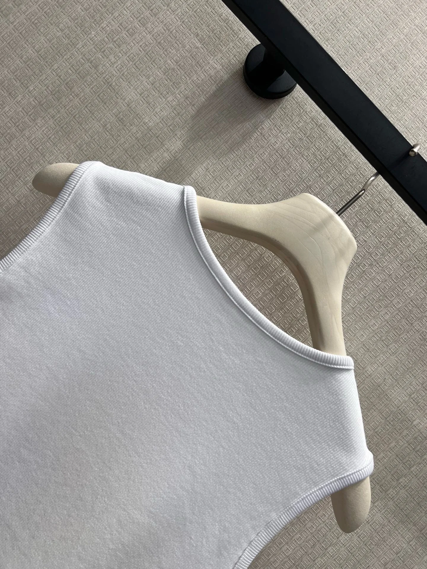 LV Vests Knit S-L A85202608042823 - Image 3