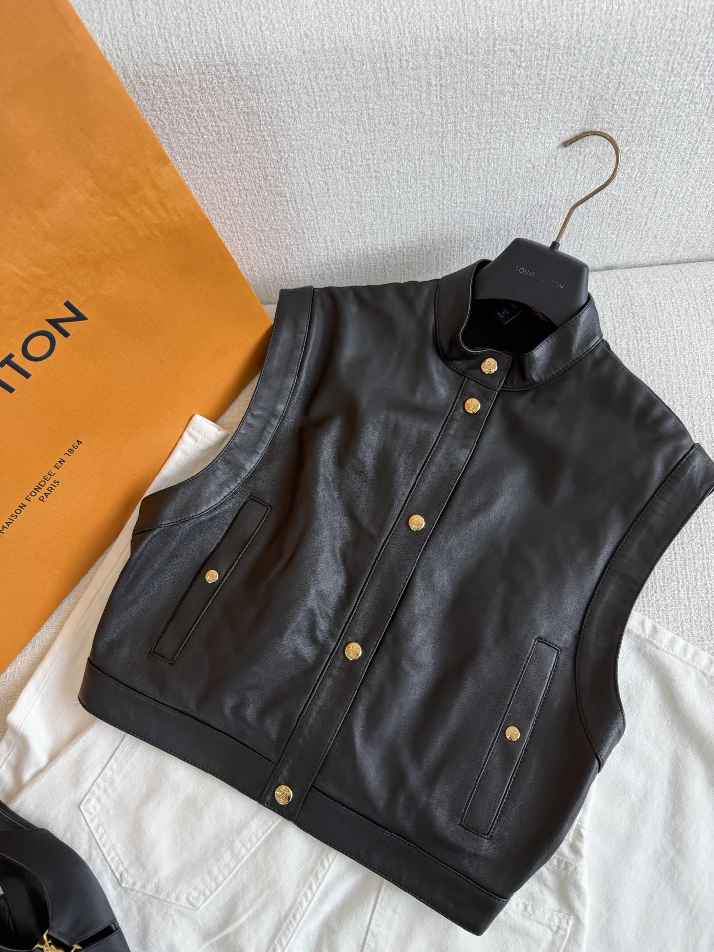 LV Vests S-L G30202608040590
