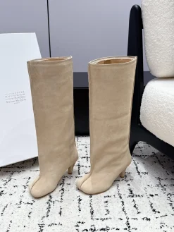 Alternative view of MAISON MARGIELA Boots Suede EU35-42 D50202608030576