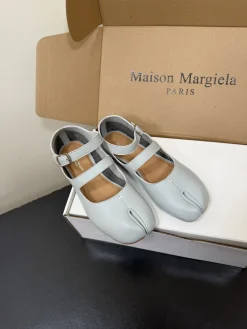 Alternative view of MAISON MARGIELA Flats C50202608030203