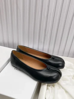 Alternative view of MAISON MARGIELA Flats Goat Leather EU35-42 B40202608031187