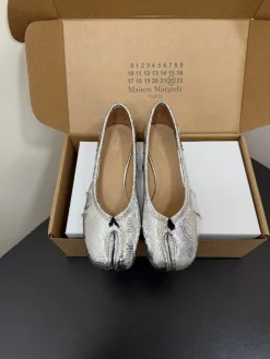 MAISON MARGIELA Flats Lamb Leather EU35-39 C50202608030217