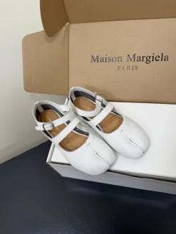 Alternative view of MAISON MARGIELA Flats Lamb Leather EU35-40 C50202608030201