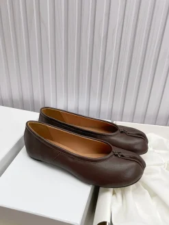 Alternative view of MAISON MARGIELA Flats Lambskin Leather EU35-42 B40202608031185