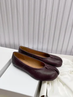 Alternative view of MAISON MARGIELA Flats Leather EU35-42 B40202608031183