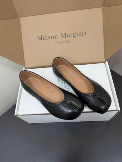 Alternative view of MAISON MARGIELA Flats Vegetable-tanned Lambskin EU35-39 C40202608030204