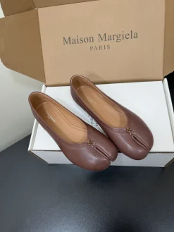Alternative view of MAISON MARGIELA Flats Vegetable-tanned Lambskin EU35-39 C40202608030207