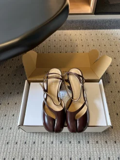 MAISON MARGIELA Sandals Leather EU35-40 C60202608030197