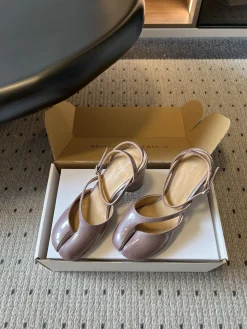 Alternative view of MAISON MARGIELA Sandals Leather EU35-40 C60202608030198