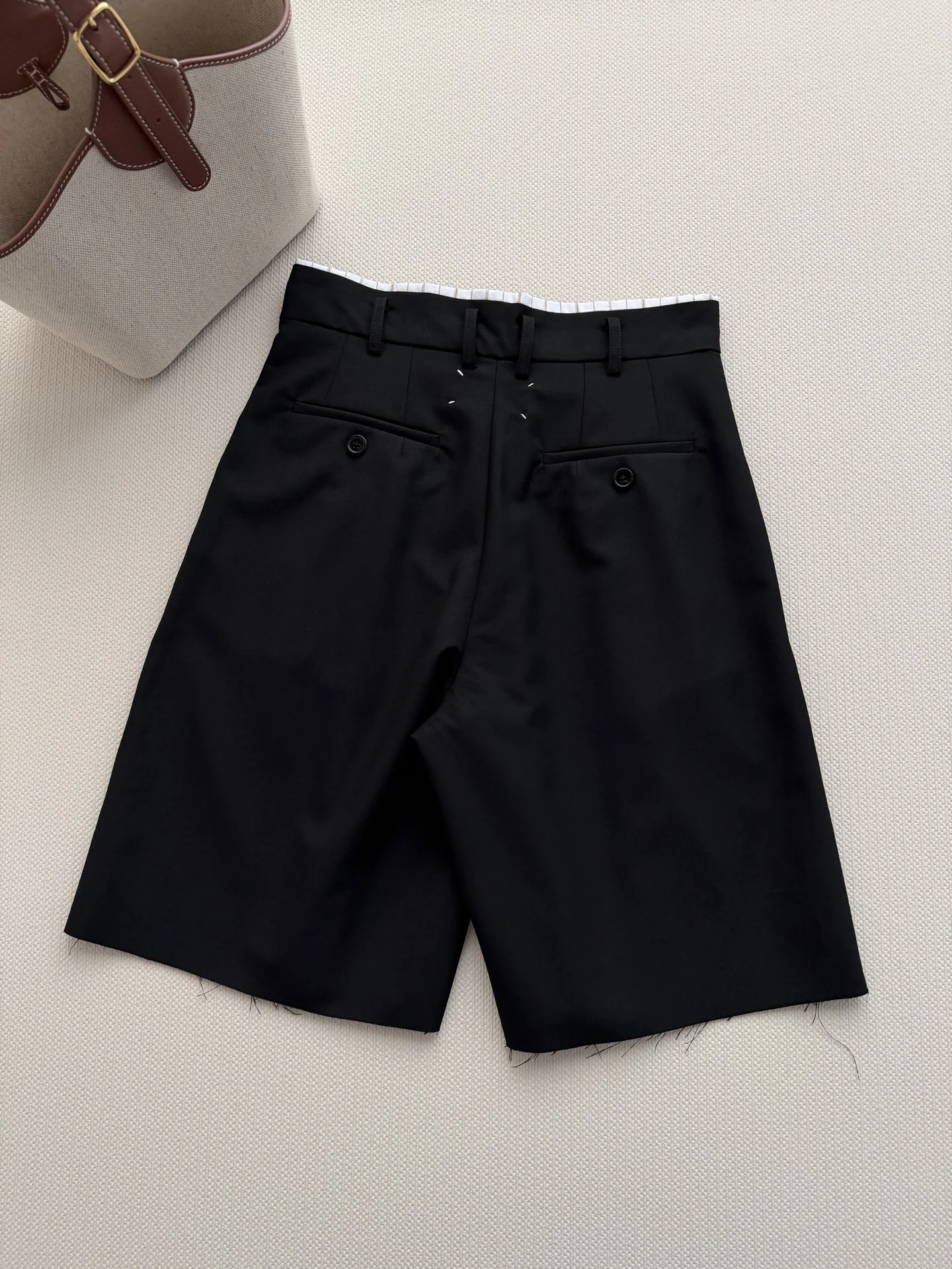 MAISON MARGIELA Shorts S M L B65202608042516 - Image 2