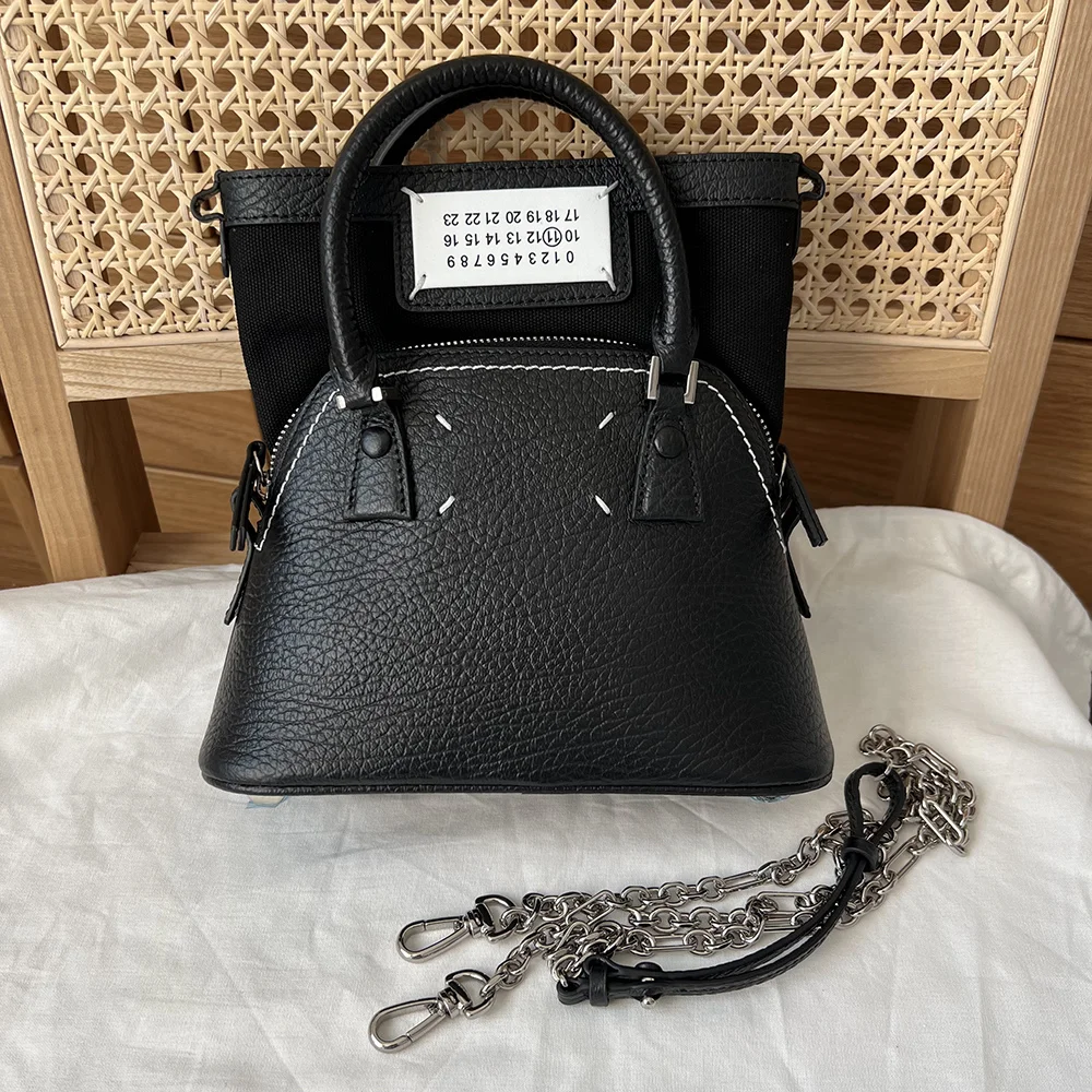 MAISON MARGIELA Shoulder Bags Embossed Leather (Black-Silver) 22X15X10CM D55202608100051