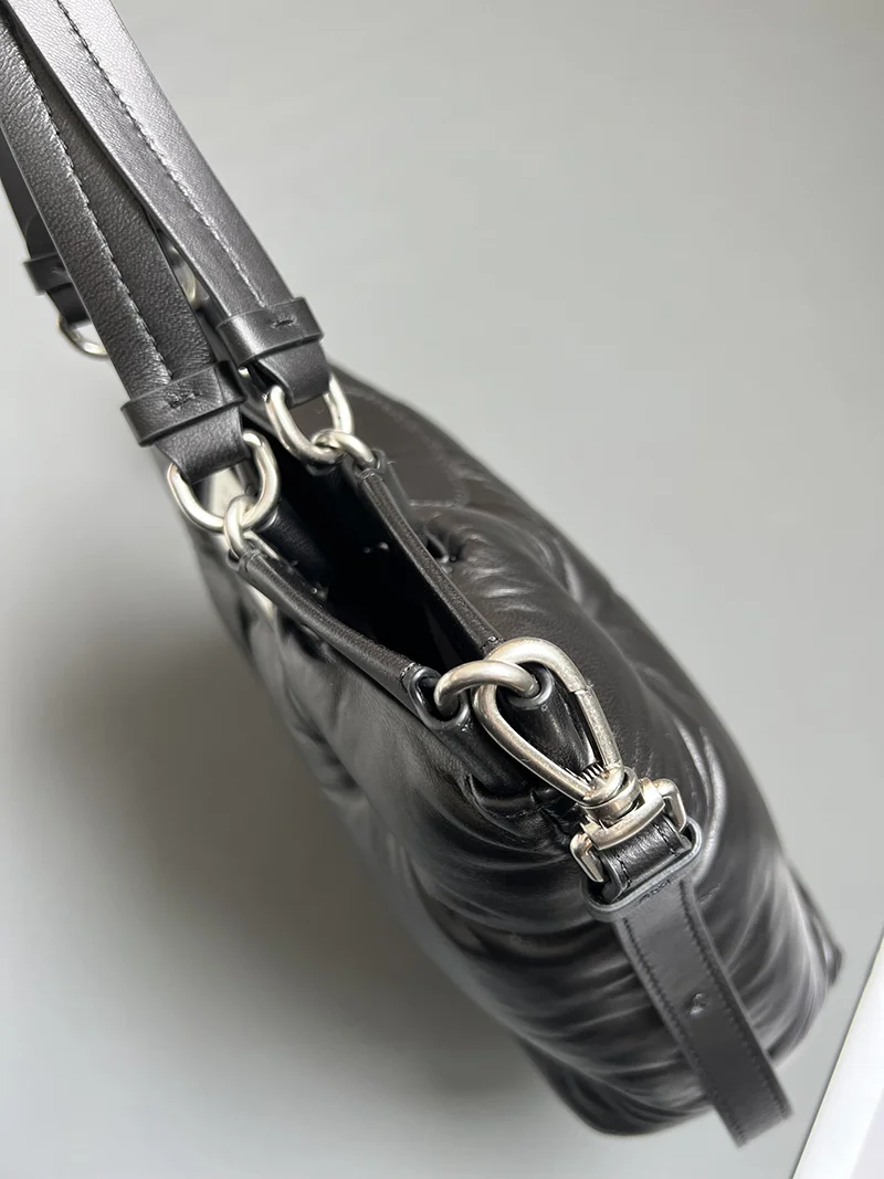 MAISON MARGIELA Shoulder Bags Lambskin Leather (Black) 28X24X11CM E85202608100015 - Image 7