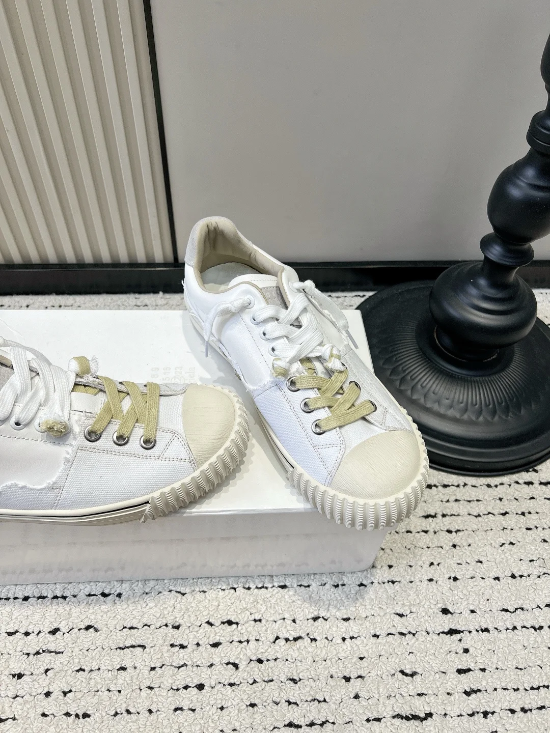 MAISON MARGIELA Sneakers Calf Leather EU35-44 C00202608030323 - Image 4