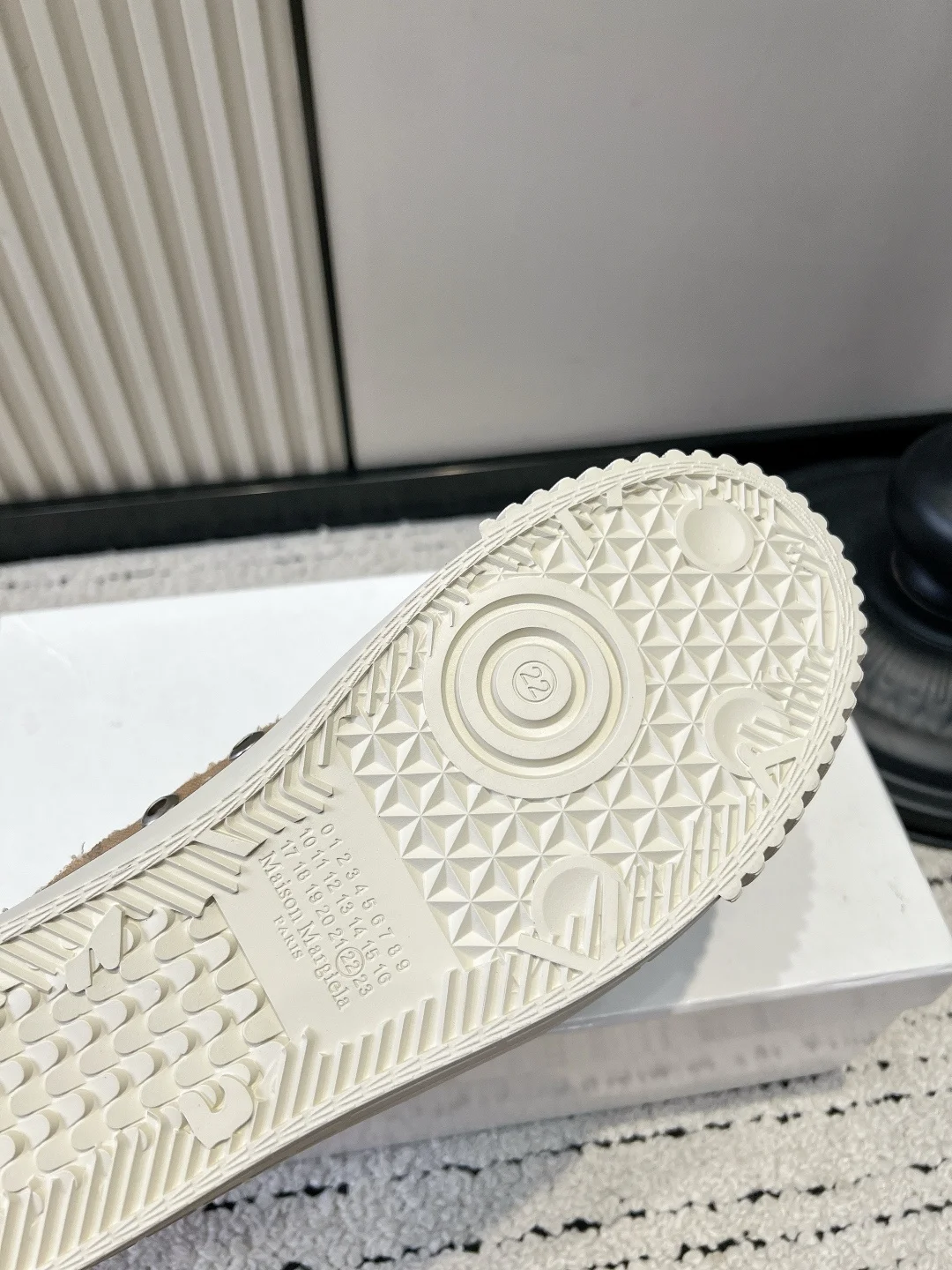 MAISON MARGIELA Sneakers Leather Rubber EU35-44 C00202608030327 - Image 9