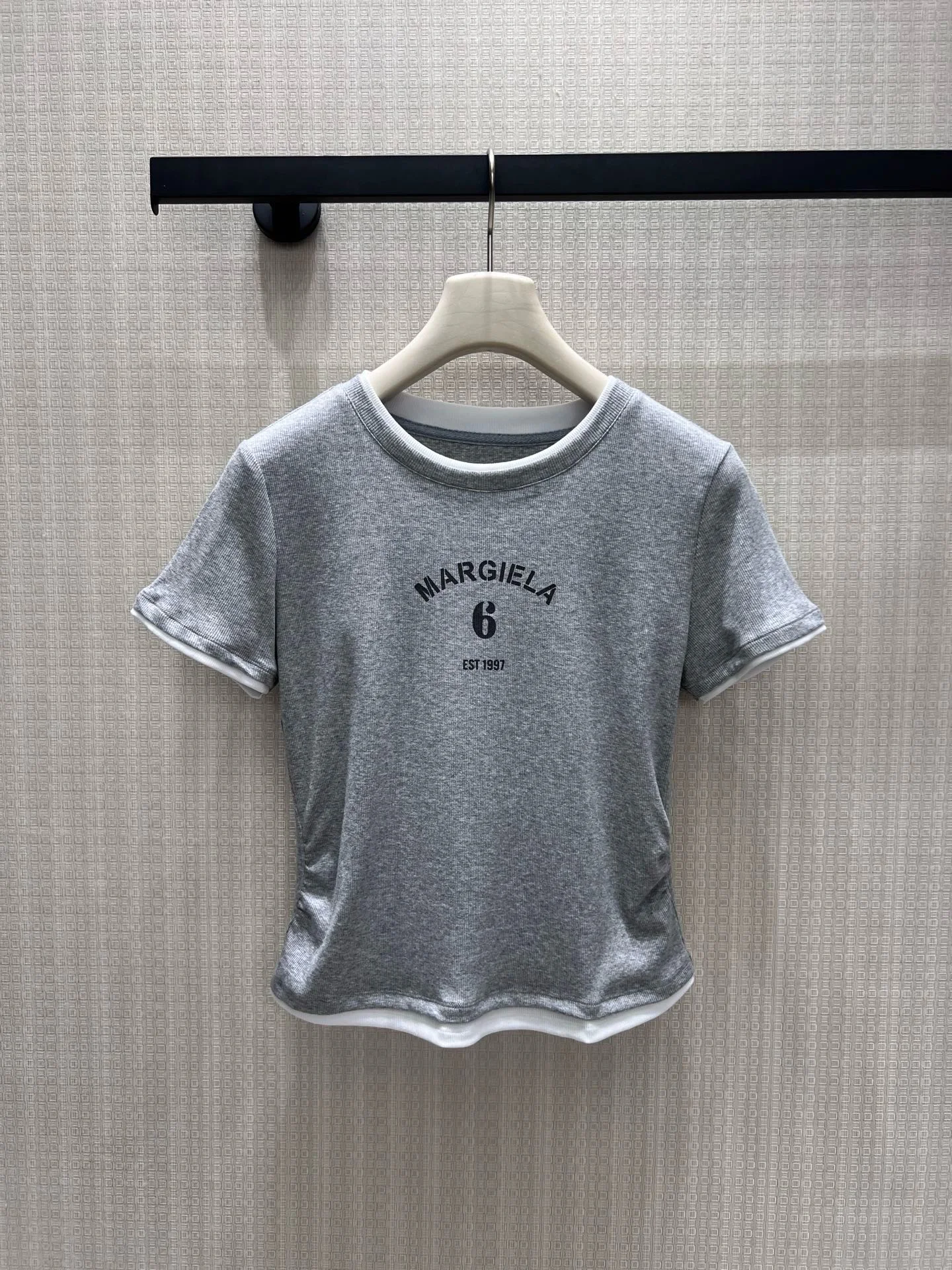 MAISON MARGIELA T-shirts S-M-L C05202608042858