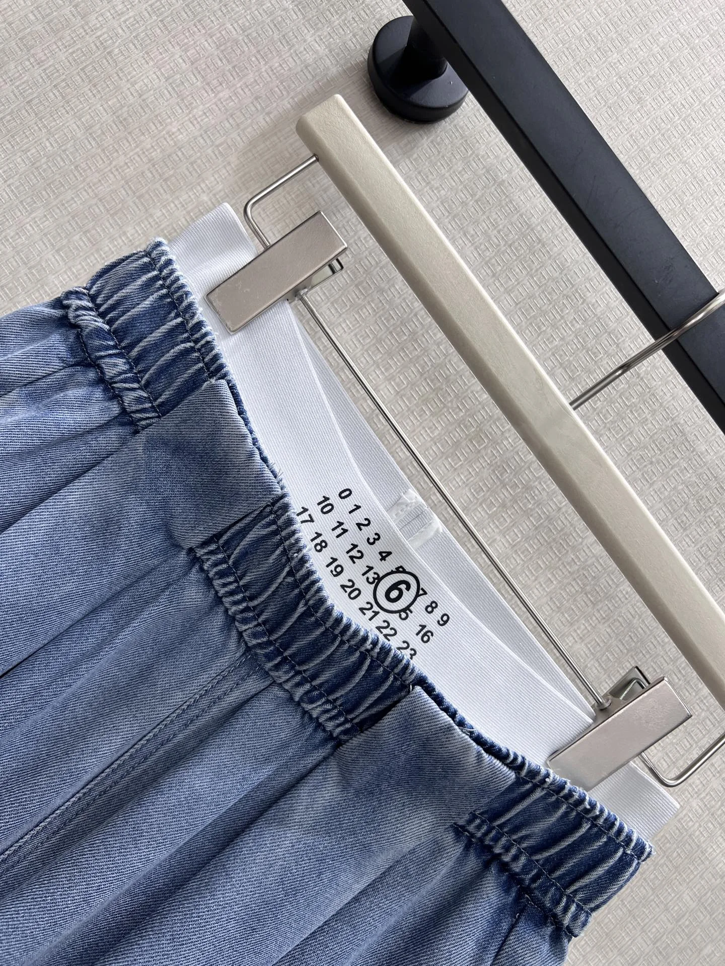 MAISON MARGIELA Trousers Tencel S-M-L B15202608042240 - Image 3