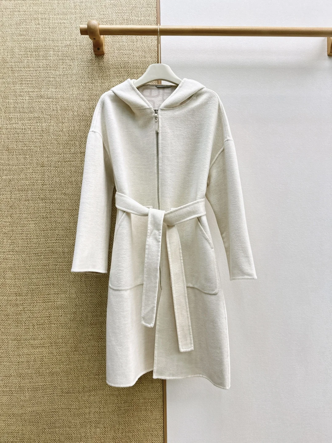 MAX MARA Coats Cashmere S-M-L H00202608041034