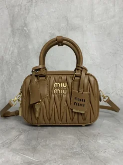 MIU MIU Bucket Bags Lamb Leather (Brown-Gold) 19X13X6CM G80202608090709