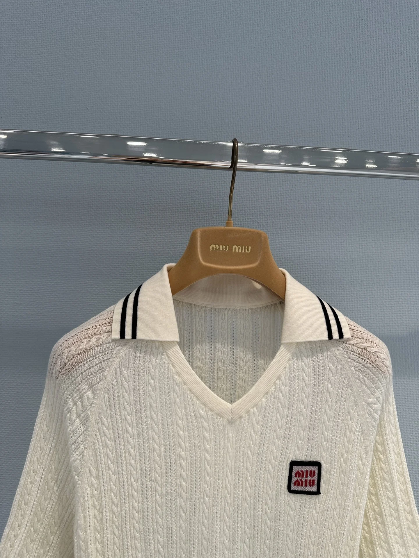 MIU MIU Polos Cashmere S-M-L C10202608042051 - Image 2