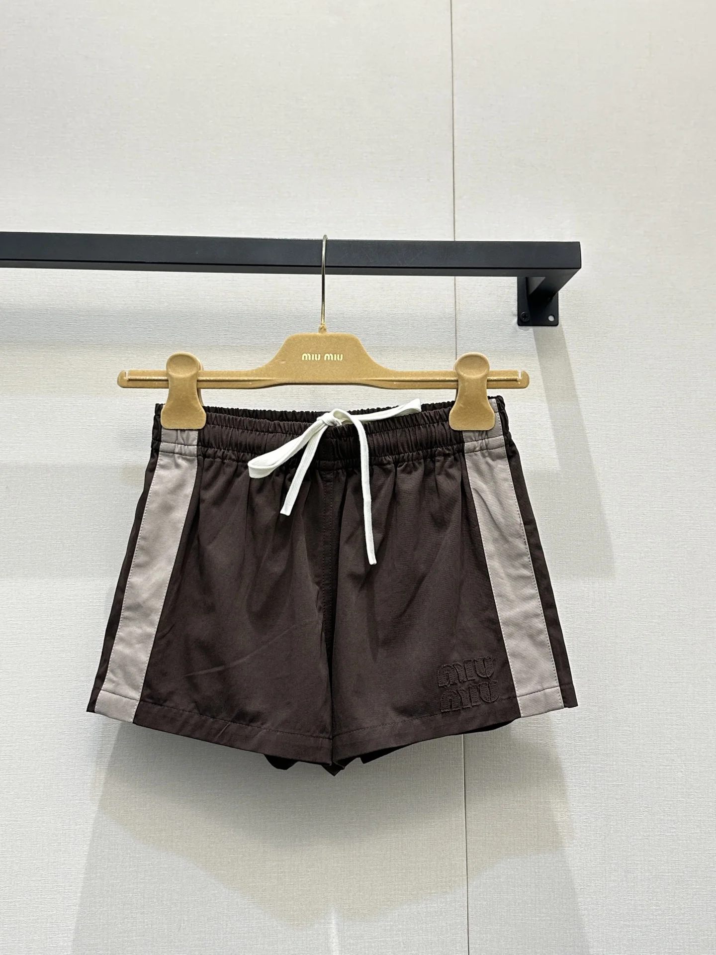 MIU MIU Shorts Cotton S-M-L B05202608042491