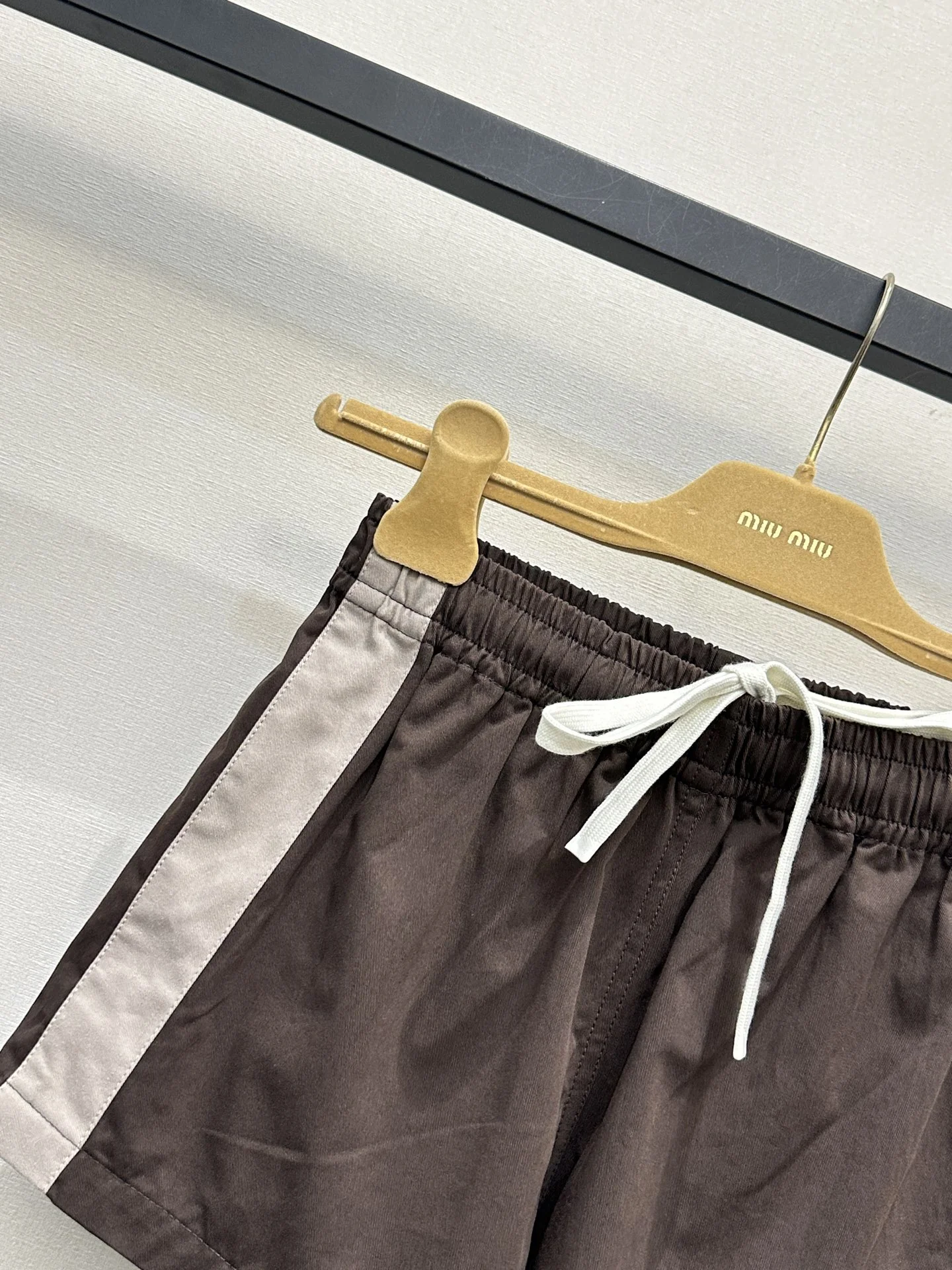 MIU MIU Shorts Cotton S-M-L B05202608042491 - Image 3