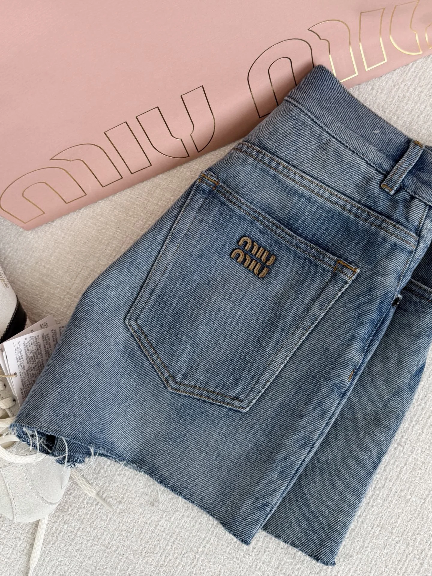 MIU MIU Shorts Denim S-L B75202608041157 - Image 4
