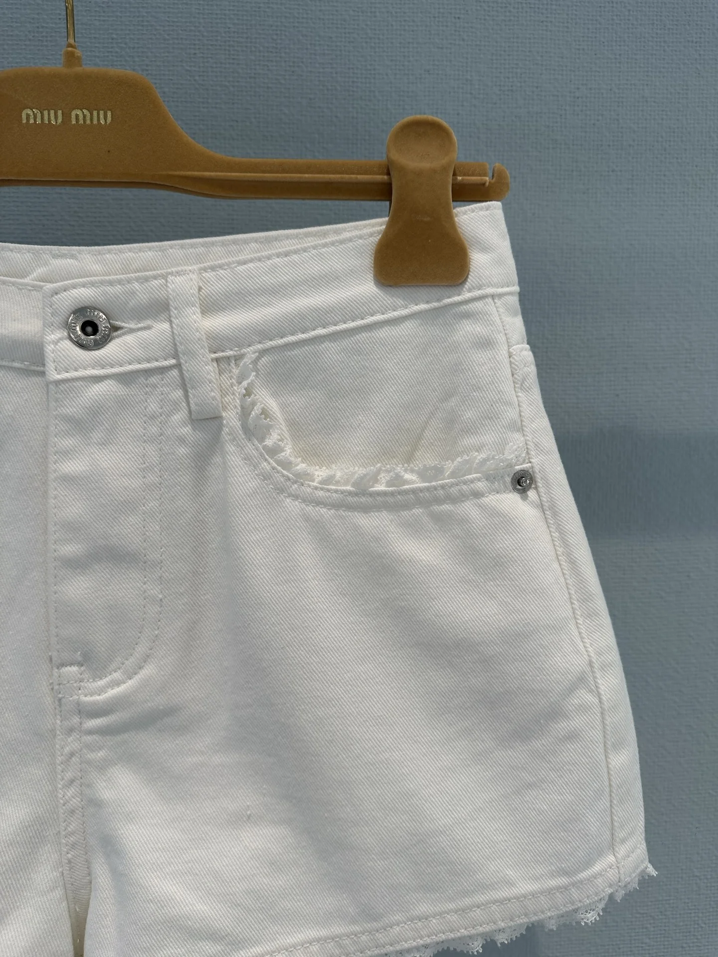 MIU MIU Shorts Denim S-M-L A95202608042770 - Image 7