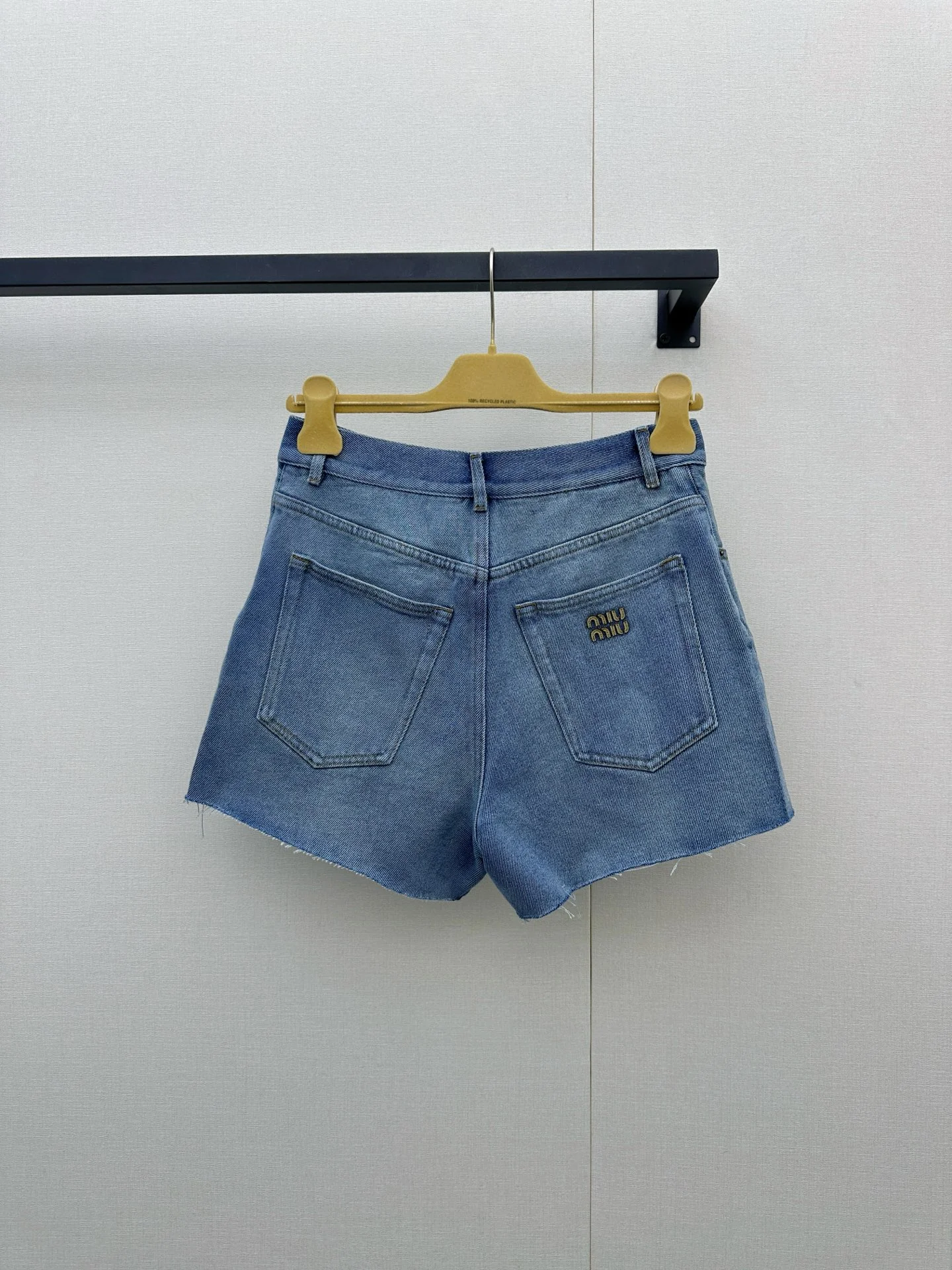 MIU MIU Shorts Denim S-M-L B65202608042135 - Image 7