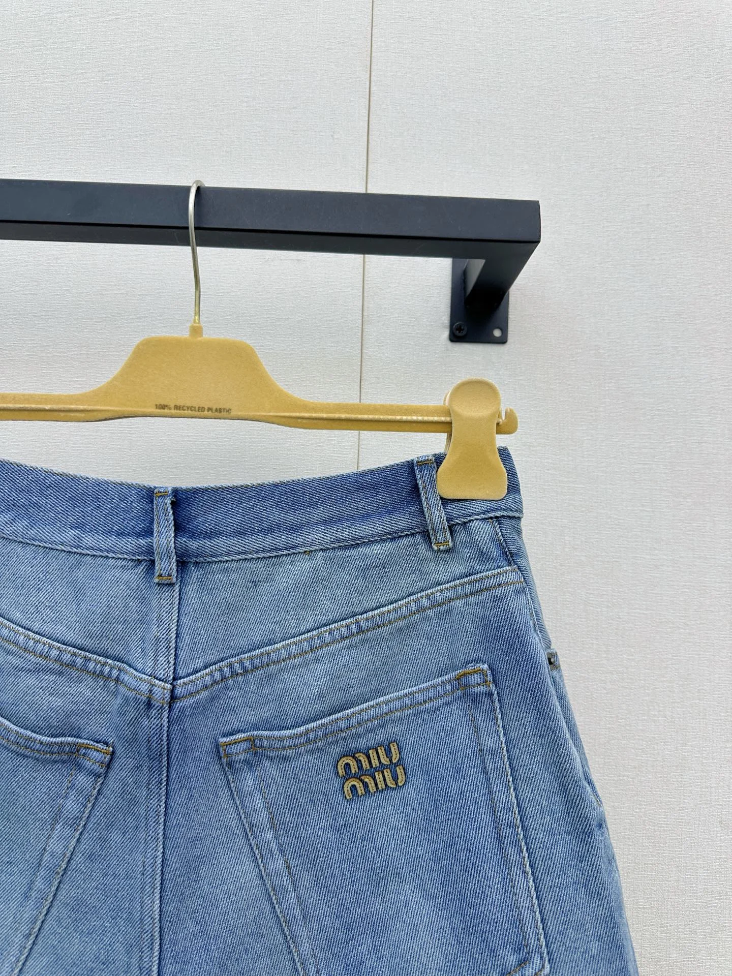 MIU MIU Shorts Denim S-M-L B65202608042135 - Image 8