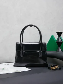 Alternative view of MIU MIU Shoulder Bags Calf Leather (Black-Gold) 23CM G10202608091433