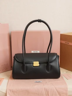 MIU MIU Shoulder Bags Calf Leather (Black-Gold) 28X15X11CM G50202608091591