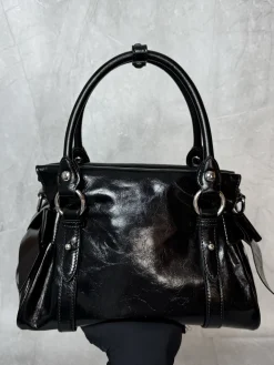 Alternative view of MIU MIU Shoulder Bags Calfskin Leather (Black) 28X15X22CM H30202608091341