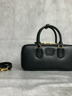 MIU MIU Shoulder Bags Calfskin Leather (Black-Gold) 27X12X9CM G00202608091390