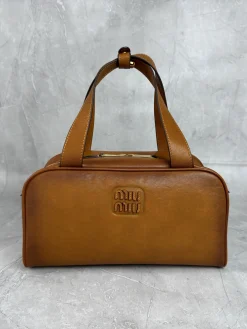 MIU MIU Shoulder Bags Calfskin Leather (Brown) 28X15X13CM F50202608091323