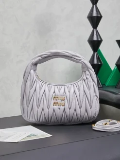 MIU MIU Shoulder Bags Lamb Leather (Grey-Gold) 20X23X6CM F50202608090335