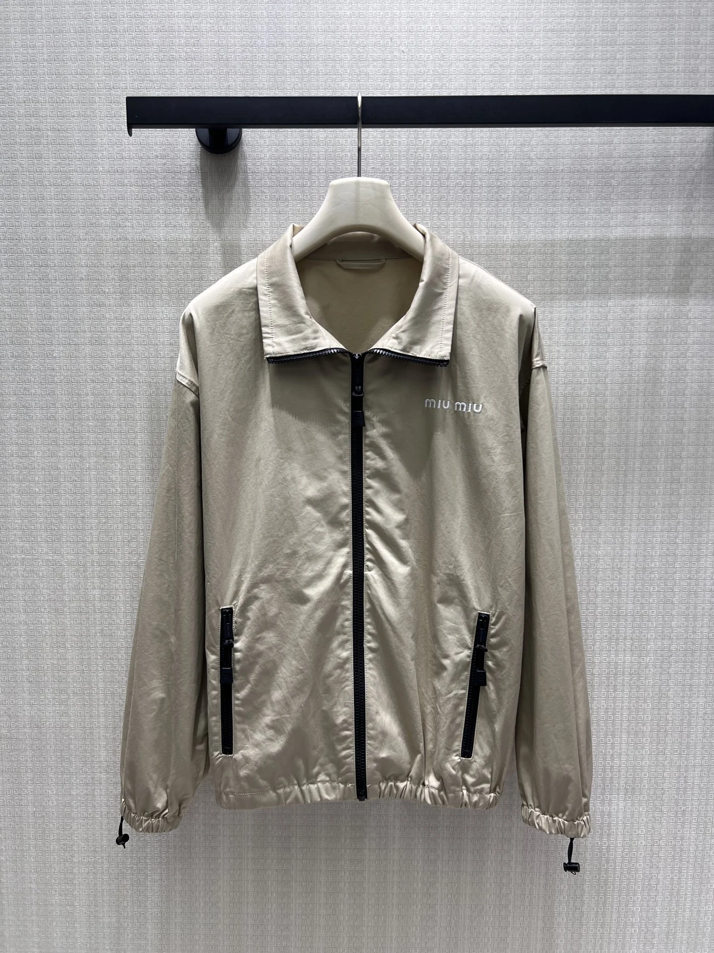 MIU MIU Suits Lightweight Fabric 36-40 C35202608042256