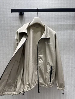 Alternative view of MIU MIU Suits Lightweight Fabric 36-40 C35202608042256