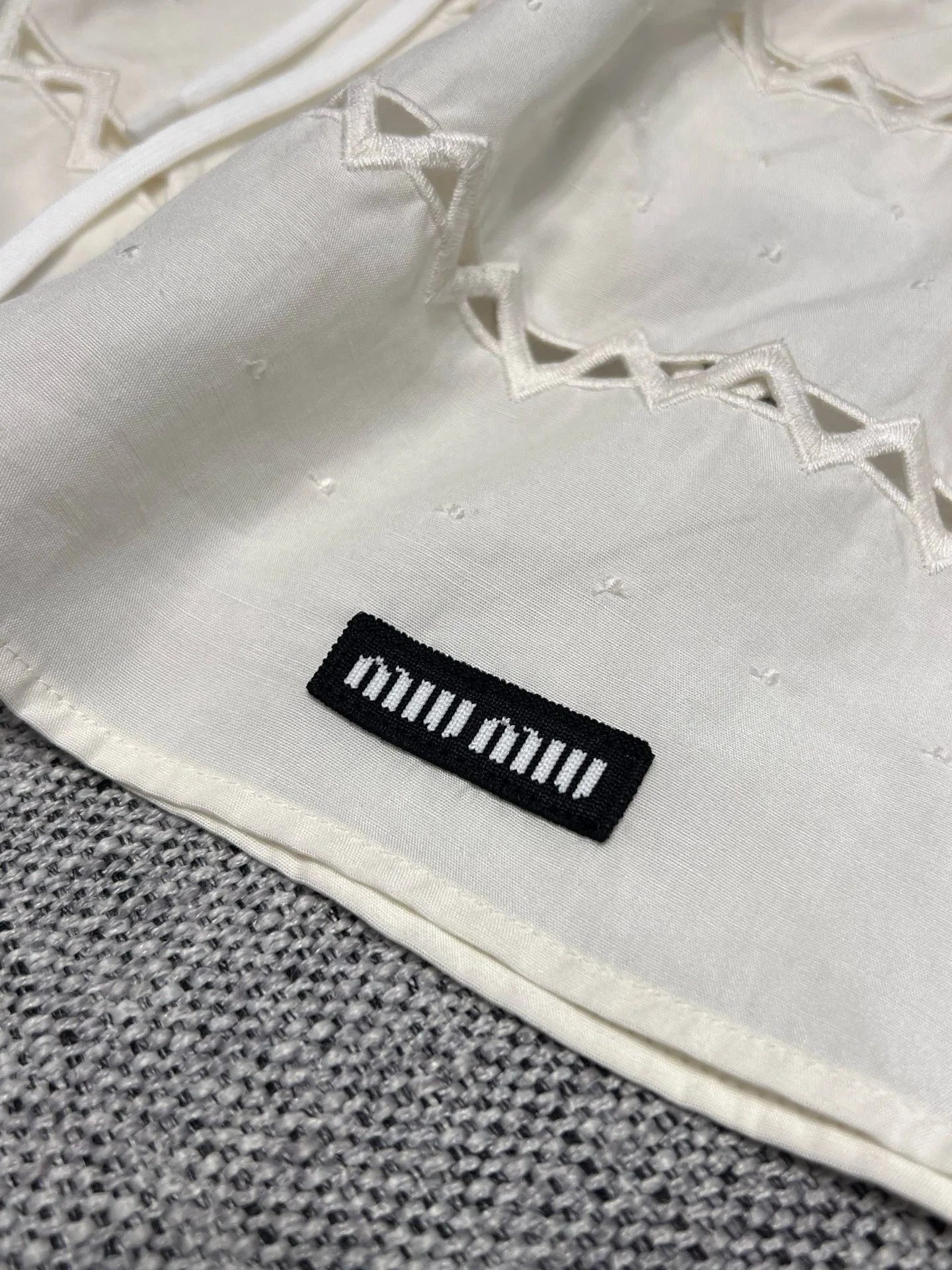 MIU MIU T-shirts Cotton 36-40 B95202608042251 - Image 6