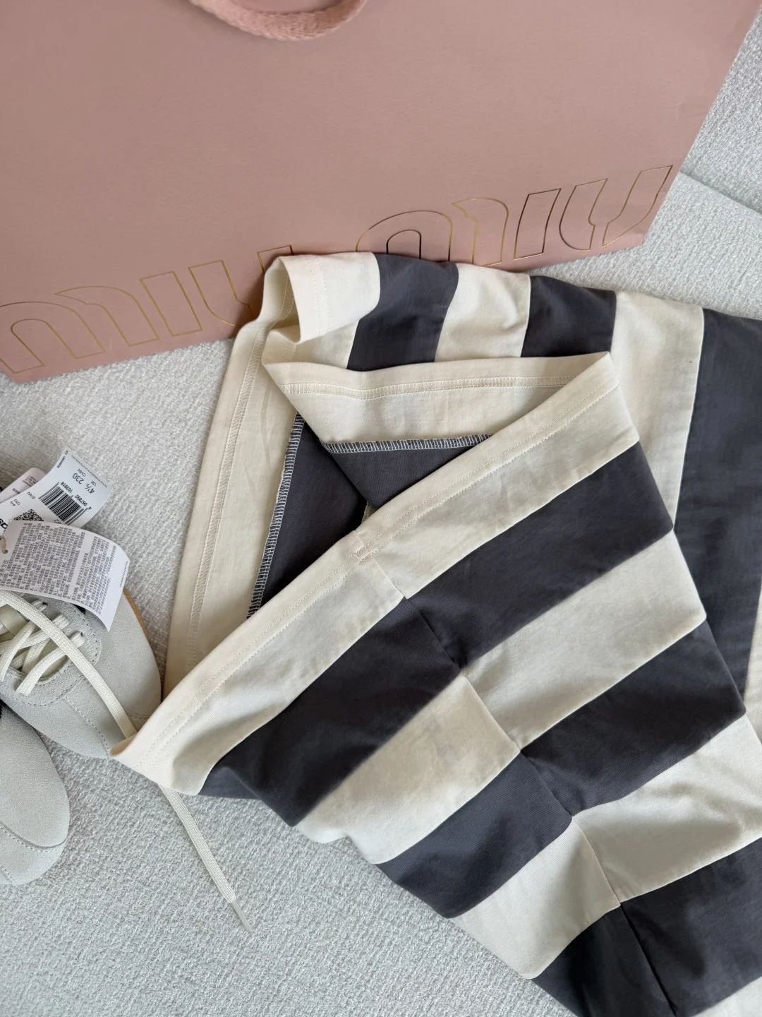 MIU MIU T-shirts Cotton Blend One Size A90202608042713 - Image 6