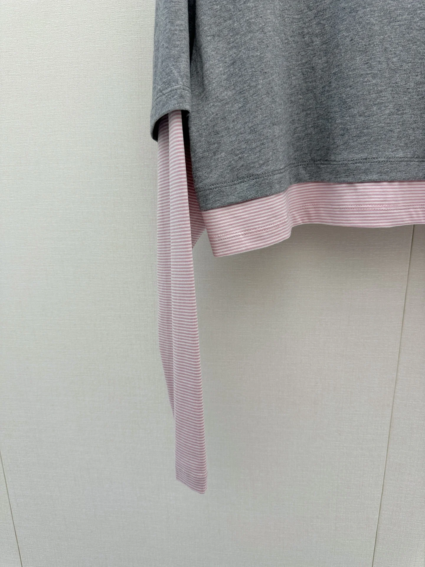 MIU MIU T-shirts S-L B25202608041499 - Image 4